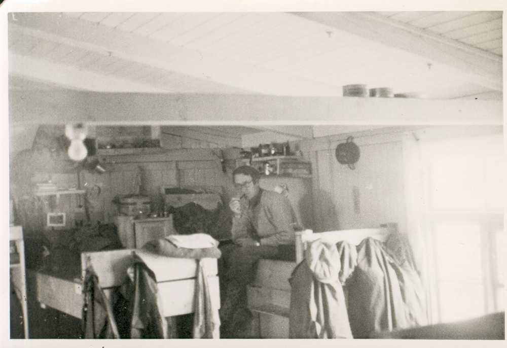 Interiør fra arbeidsleiren, Kroken, Sørfold.