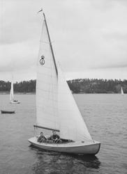 Weekendjolle fotograferad i samband med KSSS poängseglingar 