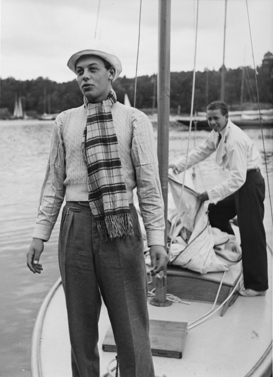 KSSS poängseglingar i Saltsjöbaden hösten 1943. I förgrunden Per-Evert Taube.