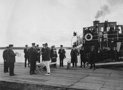 Från KSSS volontärseglingar 20 juni 1915: prisutdelning på B