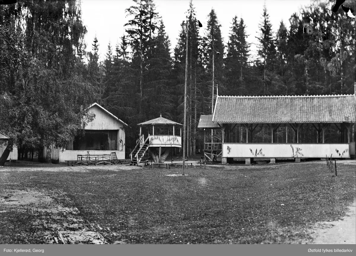 Randsfjorden, ukjent sted og anlegg. Danseplass?