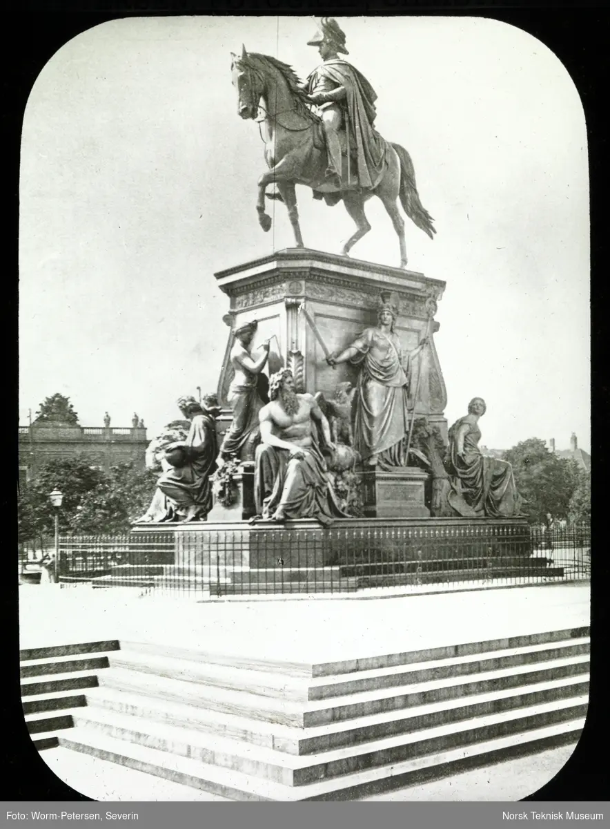 Monument av Friedrich Wilhelm III, Berlin