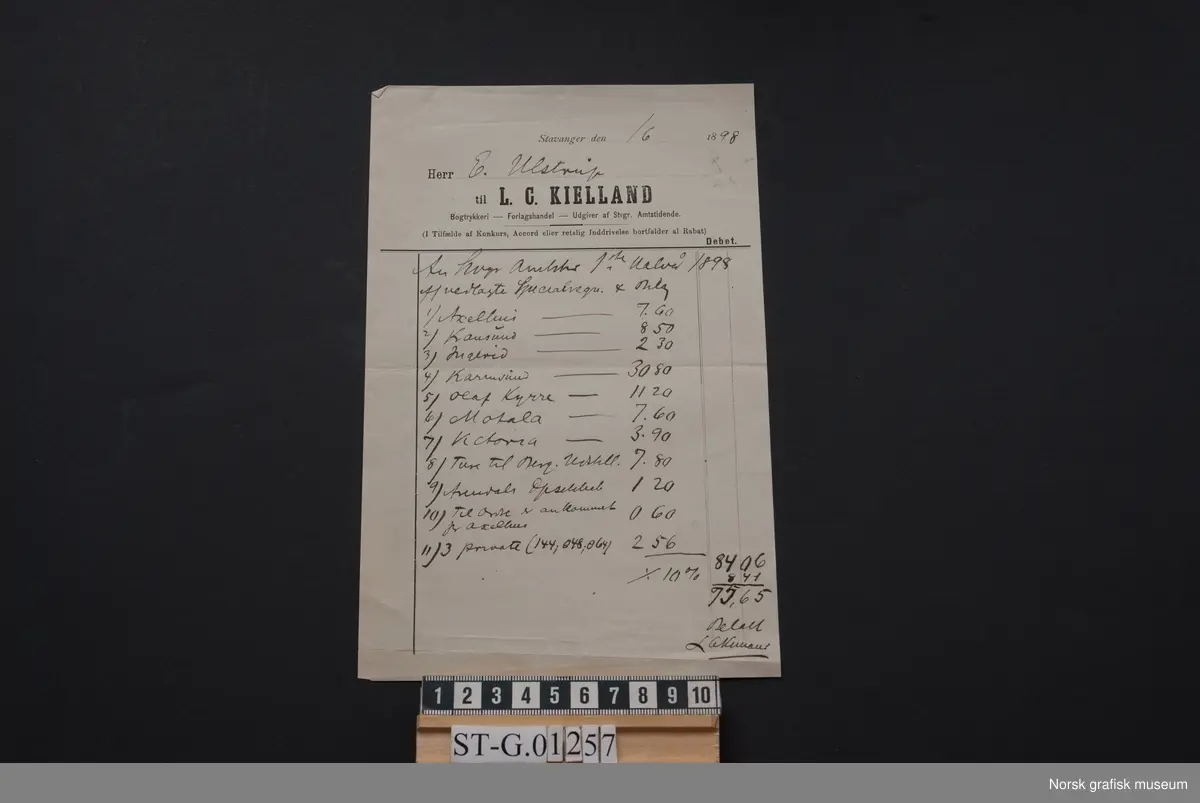 Kvittering utstedt av boktrykkeriet L. C. Kielland til Herr E. Ulstrup for diverse. Datert /6 1898 (antatt juni 1898).