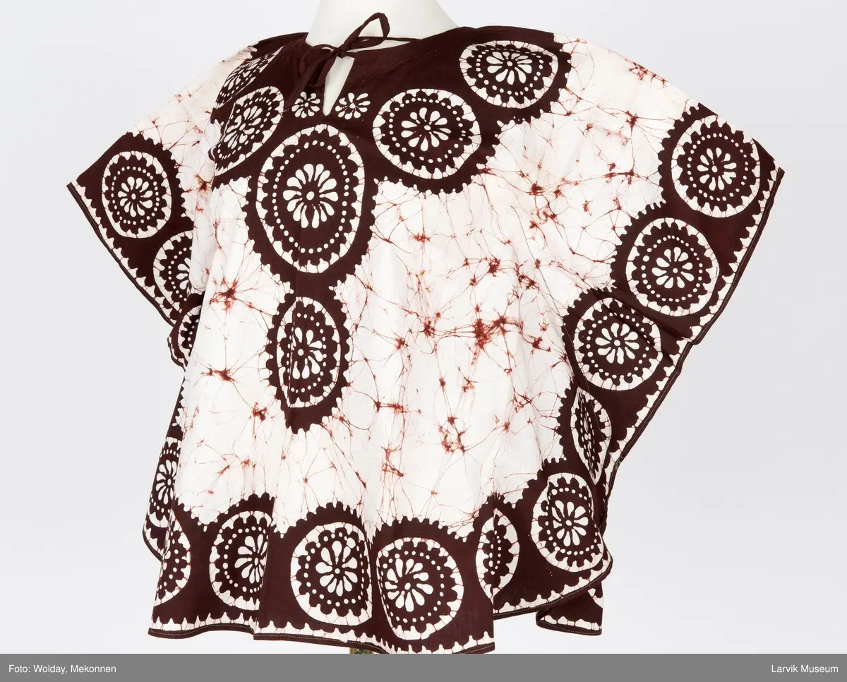 Batikkmønster og rosetter