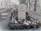 Olaus Petri kyrkogård, musikdirektör Adolf Andréns gravvård avtäckt den 22 oktober 1939.