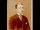 En man, bröstbild.
Artur Karlsson