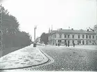 Järntorget till höger, Centralparken t.v., f.d. Centralhotellet Storgatan, Rak&Frisörsalong, Rosenbergs skrädderi.