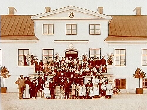 Skördefest.
Grosshandlare Gustaf Andersson