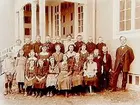 Rynningeskolan, 24 skolbarn med folkskollärare S. Nystedt.