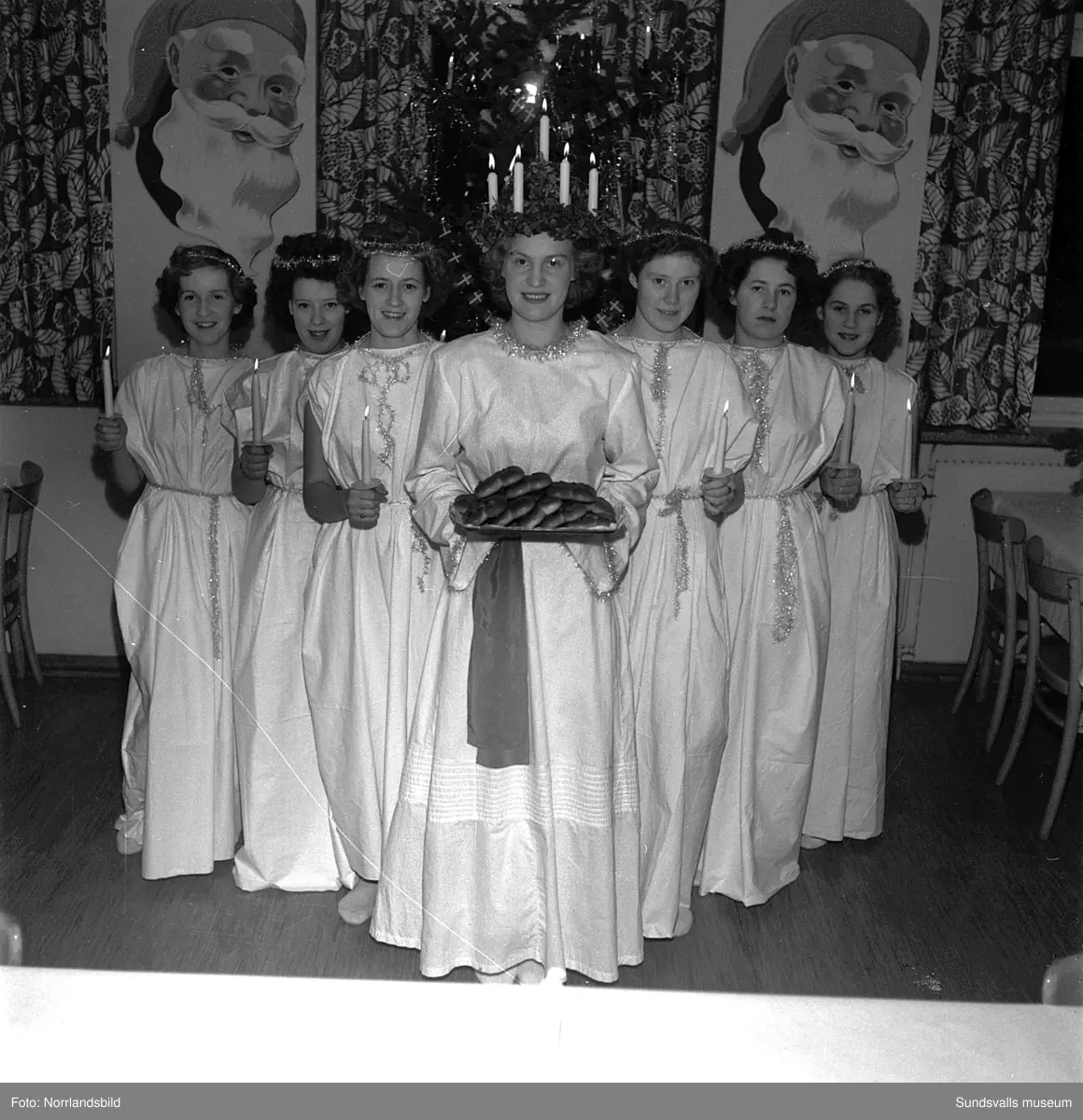 Luciafirande på KPS vid Landsvägsallén. Bilder från lunchrum och bageri.