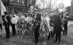 Studenten 1, 19 april 1966

Lindhska bokhandeln i bakgrunden.