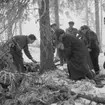 Skogshuggarlägger i Garphyttan. Bildsidan.
5 februari 1955