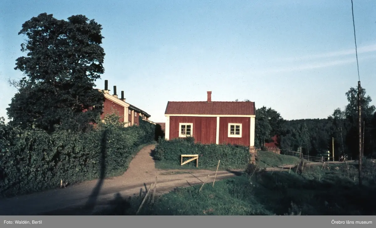 Älvhyttan.
Sjöbladsgården, uppfarten.