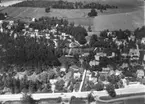 Flygfoto över Adolfsberg, Örebro.
Bilden tagen för vykort.