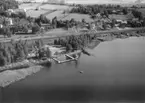 Flygfoto över Östansjö, badet.
Bilden tagen för vykort.