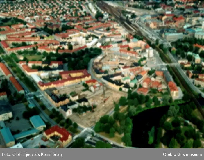 Flygfoto över Örebro.
Bilden tagen för vykort.