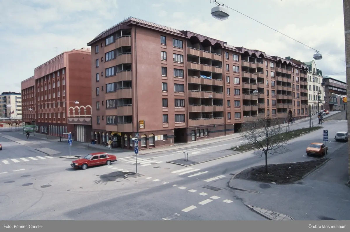 ÖBO bostäder i centrum, Grand Hotell,hörnet vid
Änggatan - Fabriksgatan.