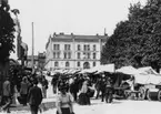 Trädgårdstorget, Stora hotellet i bakgrund