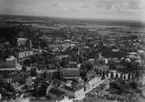 Flygfoto över Örebro stad. Vasatorget, m.m. syns på bilden.
(Industribolaget  ligger till vänster utanför bild)