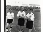 Fotbollsspelare (ÖSK) Acke Hedberg, Gösta Lind och Ragnar Larsson 