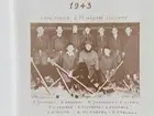 Örnsro, Örebro Idrottsplats 1943.
Ishockey började 1941 med IF Eyra mot Arboga. Första distriktsmästarna blev fyra.
IF Eyra, finallaget fr.v: Arne Johansson, Rune Lindström, Arne Bergman, Stig Tunberg, Ernst Johansson, Hans Engström, lagledre Erik Klarin.
Knästående: Curt Wiklund, Gösta Klingberg, Erik Karlsson.
