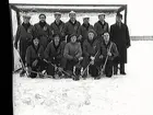 Bandy. ÖSK juniorlag, lagl. Bror Ståhl.