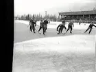 Bandy. ÖSK-AIK, situationsbilder.