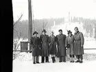 Resa till Oslo för bandylandskamp Sverige-Norge.Fr.v. Valter Sverkström, Hans Pålsrud, M Andersson norsk värdinna, Sten Jonsson och Gösta Klingberg.