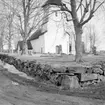 Ekers kyrka och kyrkogård.
Örebro Stads Kyrkogårdsnämnd (beställare ?).