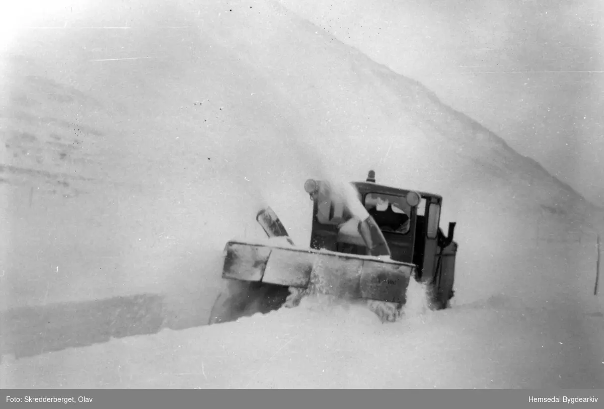 Snøfresing på strekninga Slettestølen til Bjøberg i Hemsedal i 1963