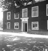 Fellingsbro gästgivaregård.
27 juli 1948.