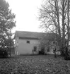 Riseberga bönhus, exteriör.
26 oktober 1954.