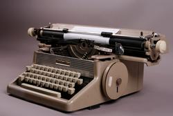 Skrivemaskin