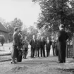 Sparbankens 100-årsminne, grupp 10 personer, monument.