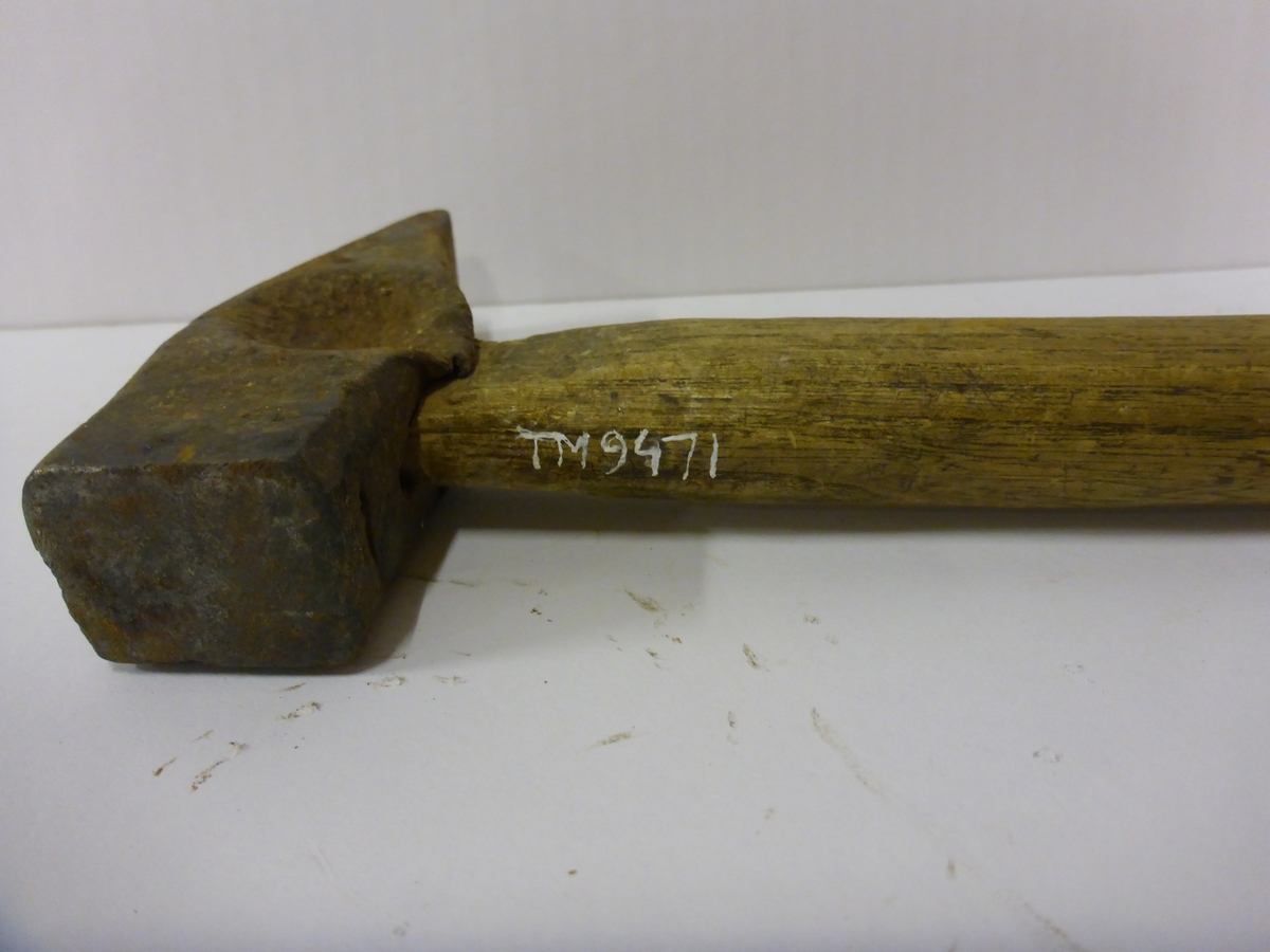 Hammer