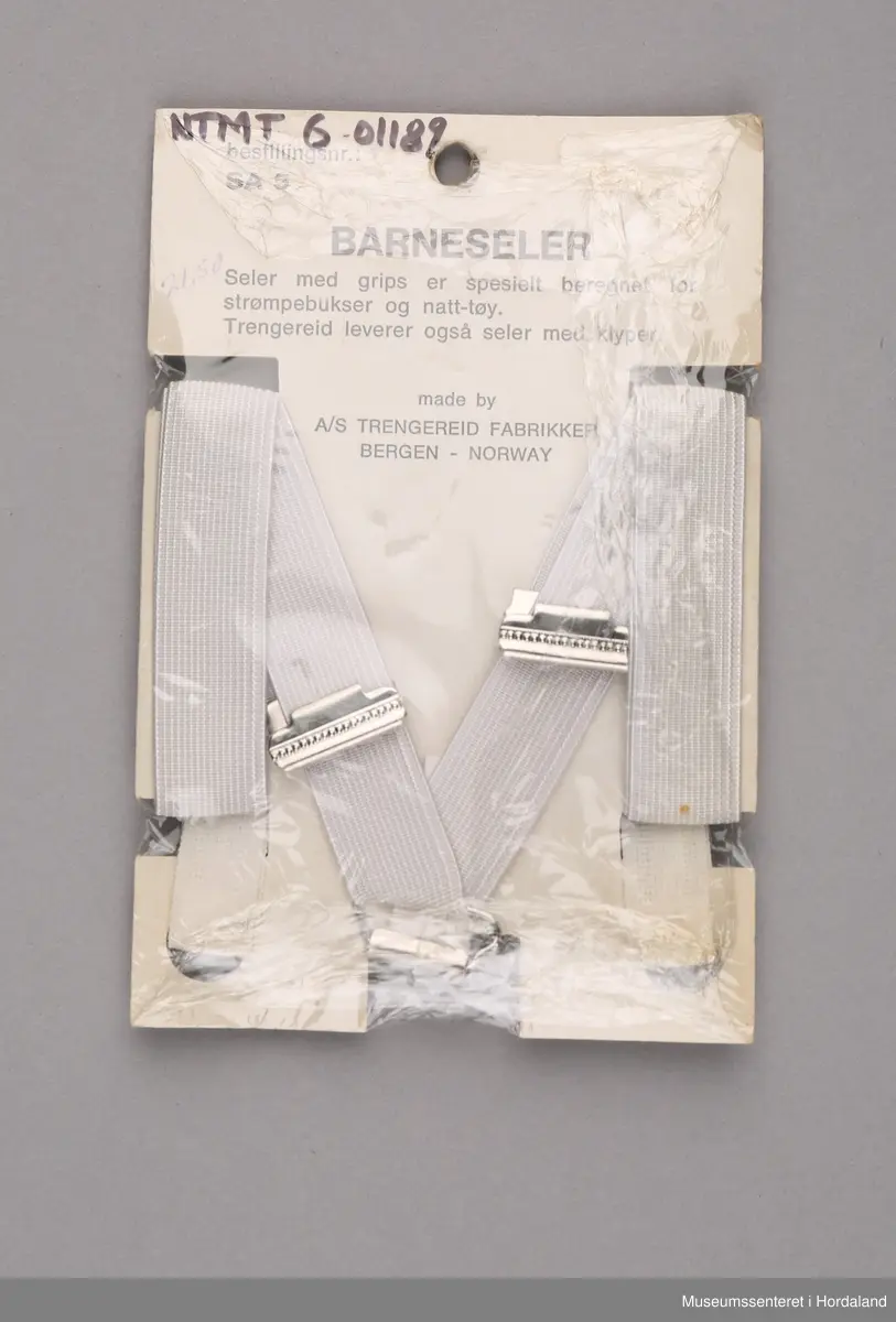 Barneseler med metallspenner, "grips", til strømpebukser og nattøy, for barn 1-3 år.