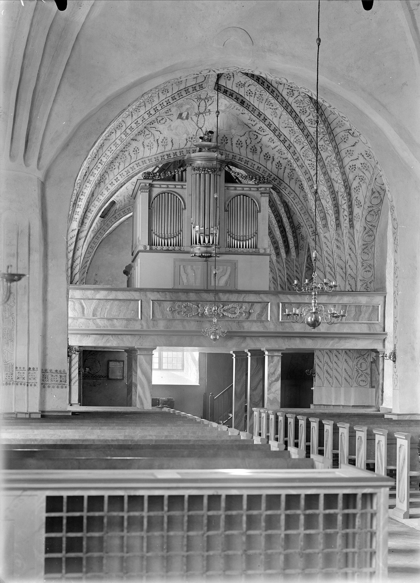 Husby-Långhundra kyrka, Uppland 1934