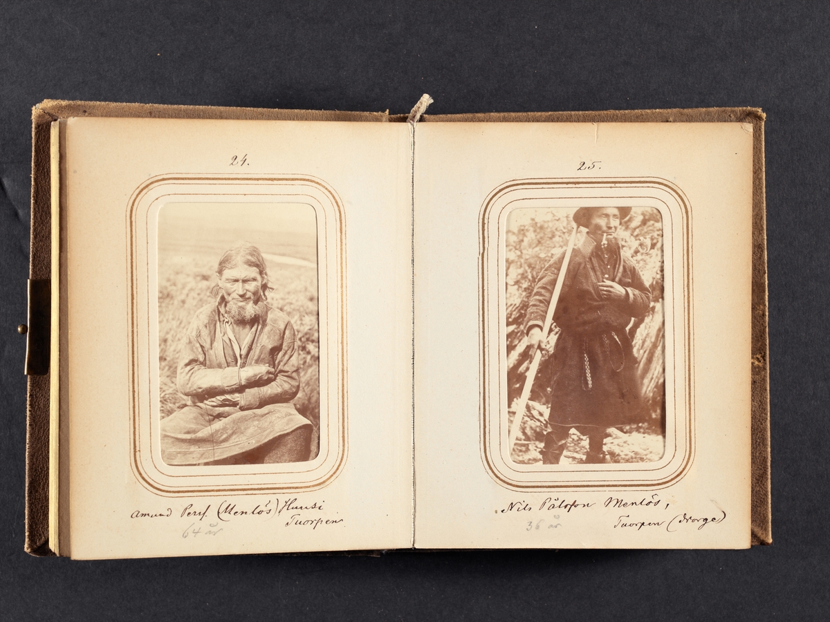 Fotoalbum med porträtt tagna under von Dübens expedition till Lappland, 1868.