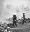 Pyromanbränderna i Kopparberg den 19 juni 1961. Brandsläckning.