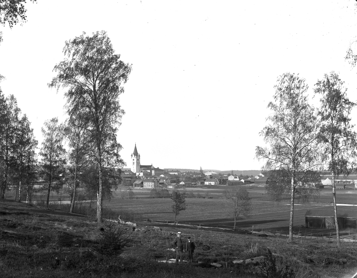 Nora, utsikt från sydväst.