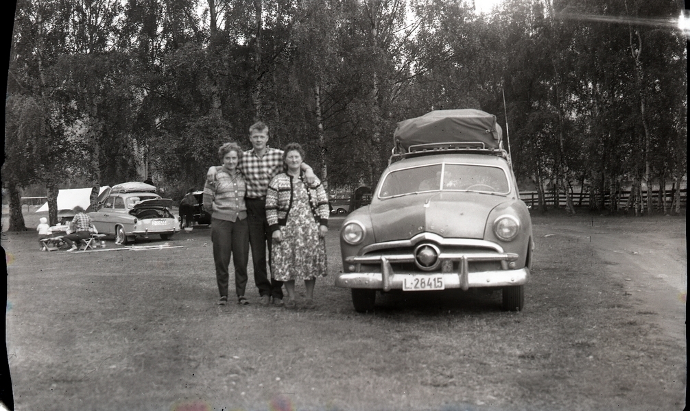 Sommarferien 1961. Leirplass på  Vågåmo i Gudbrandsdal