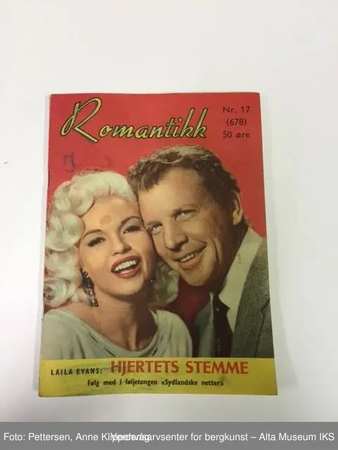 33 Ukeblad fra midten av 1950-tallet.