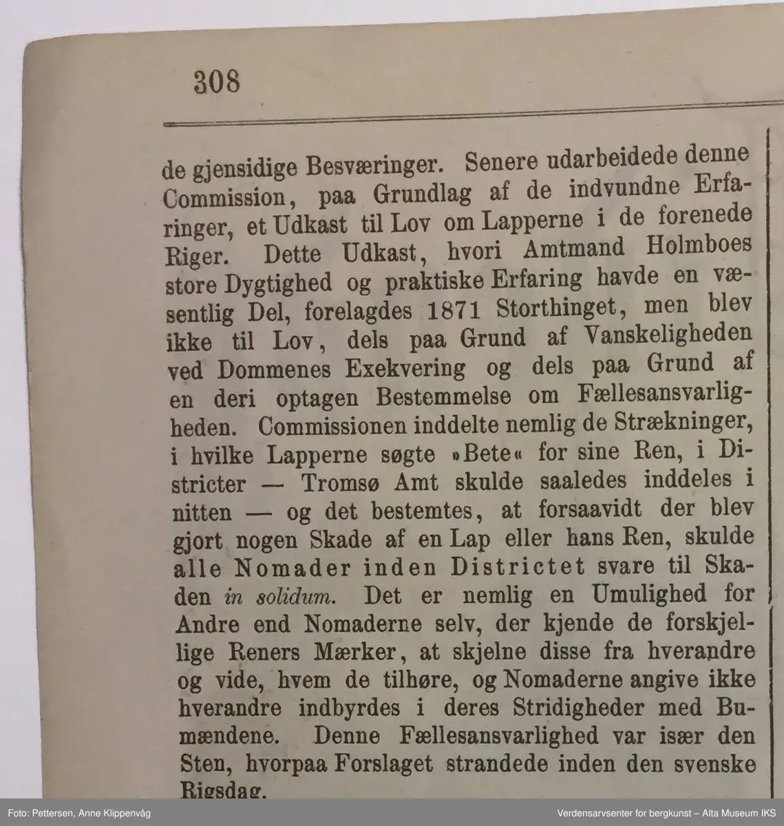 Form: Folioformat. 8 Sider.

Inneholder artikkel av C.W. Rieck om den norske statsråd Jens Holmboe, amtmann i Finnmark 1866-1874.

Artikkel på avisens forside om Statsråd Jens Holmboe om "lapper" og landet grenser i nord. Jens Holmboe var amtmann i Finnmark i 1866 - 1874. Han var den første amtmannen i det nye "reduserte" amtet, det egentlige Finnmark ( - Tromsø amt) og med sete i Hammerfest. Han var en meget sentral person i rettsforhandlingene om laksefiskeriet i Altaelva.