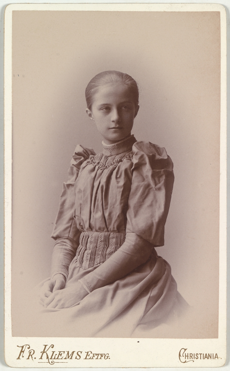 Portrett av Anna Christensen.