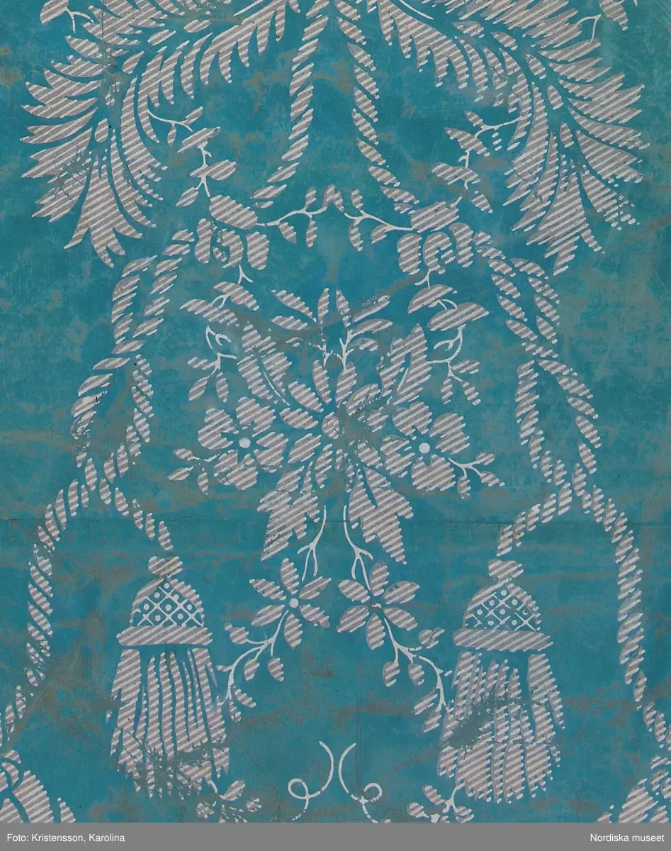 Urna
Växt, blomma
Textil, tofsar