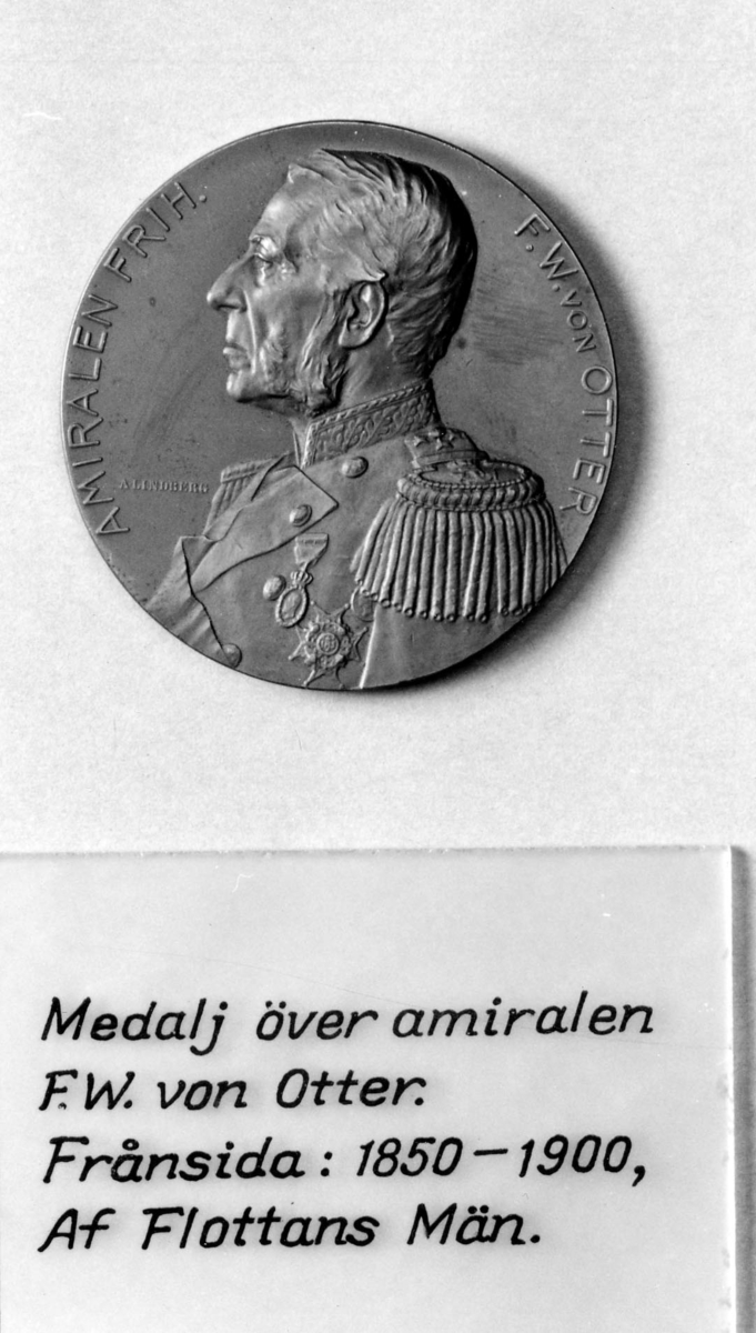 Medalj