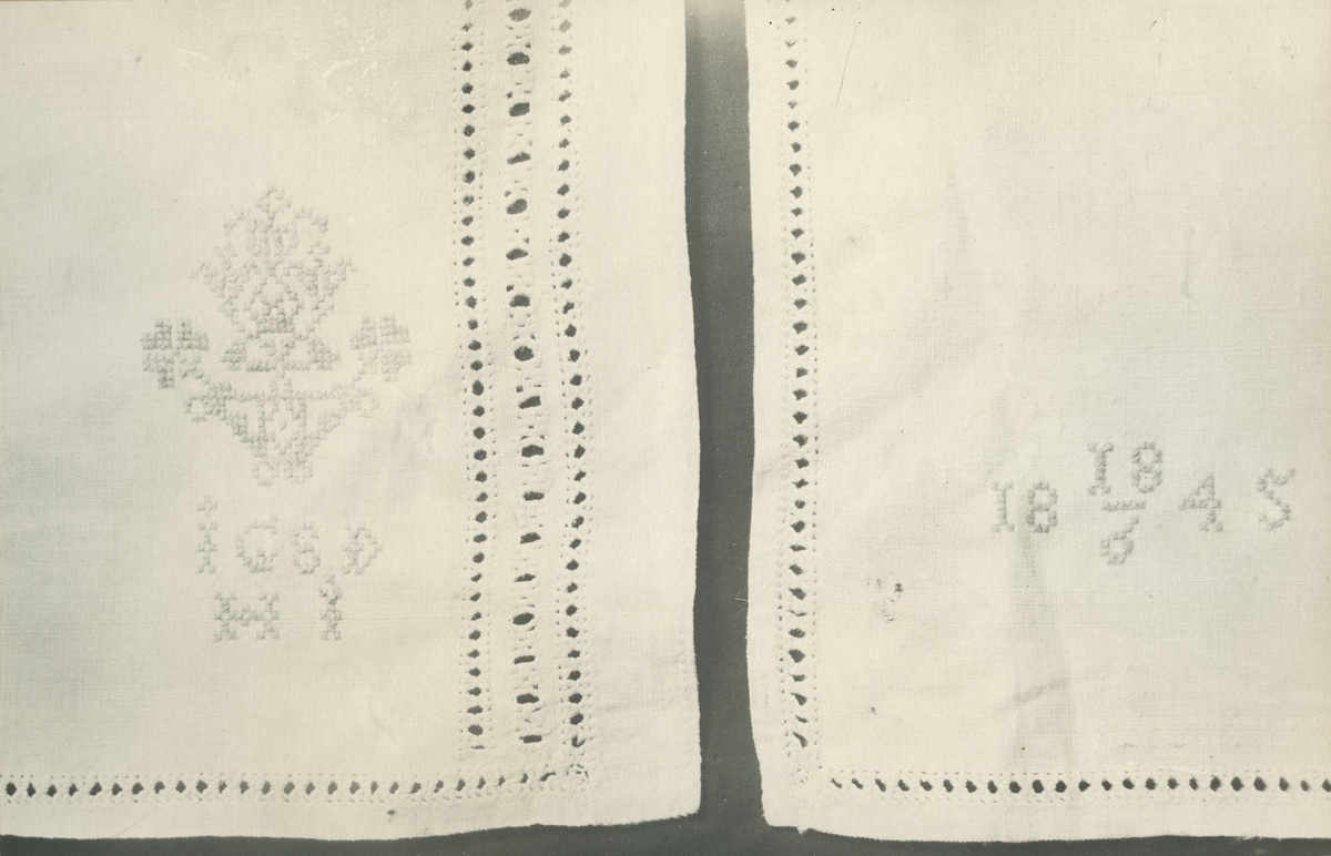 Monogram i korsstygn.