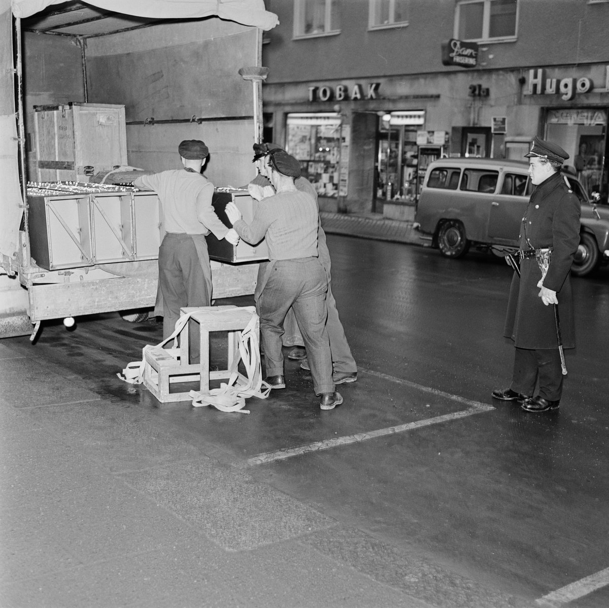 Skandinaviska banken - "Flyttning med poliseskort", Uppsala december 1962