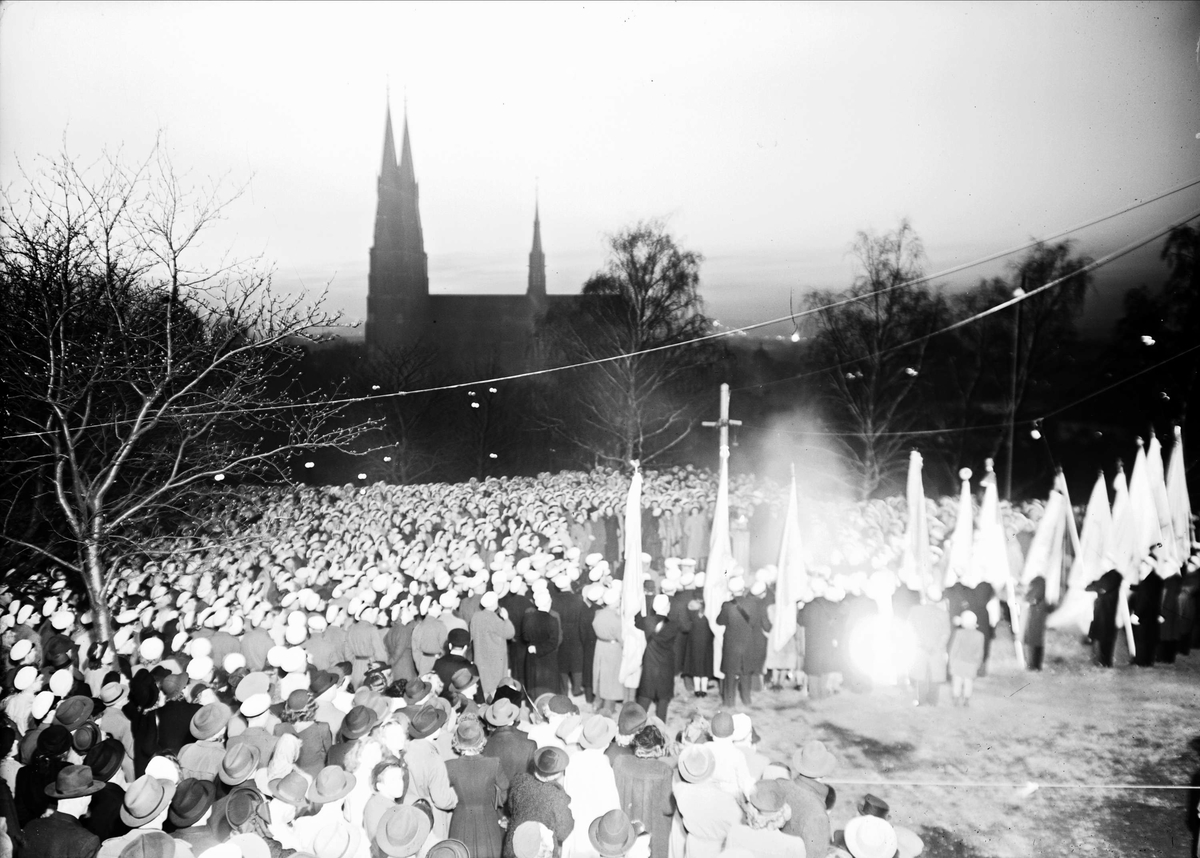 Valborgsmässofirande, Slottsbacken, Uppsala 1947