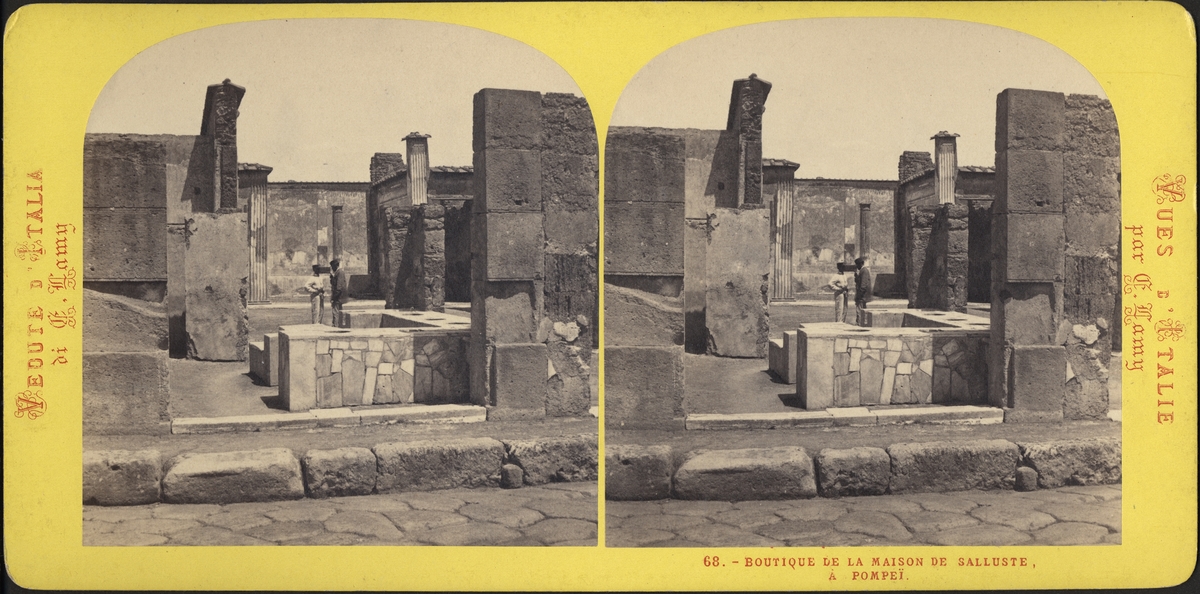 Stereobild av två män i ruin, Pompei.